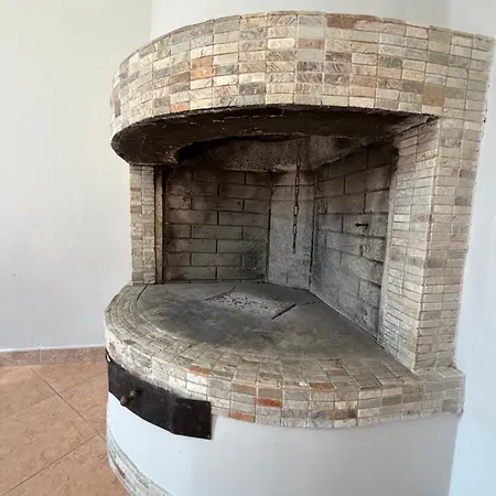 Apartment La
